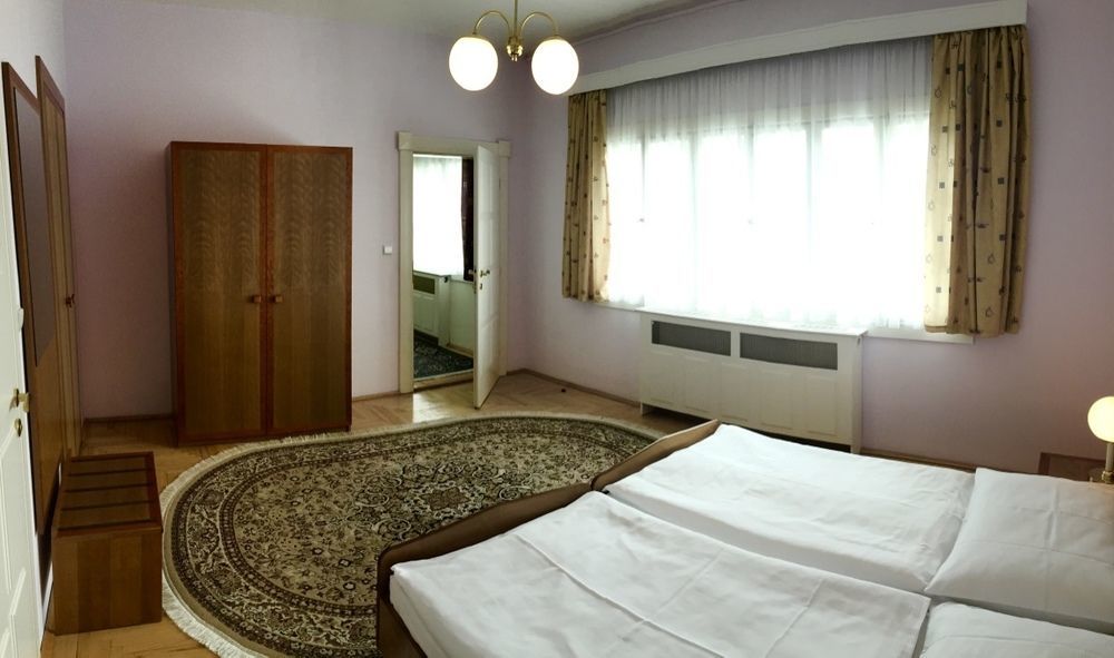 Art Deco Hotel Hoffmann كلادنو المظهر الخارجي الصورة